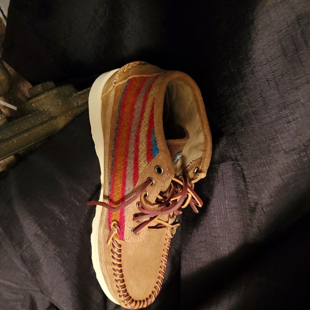 Man shoos Pendleton sebago - Picture 2 of 4